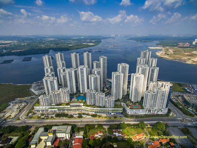 Luxury Services Apartment for Sale, Country Garden Danga Bay. For full details, please visit us at www.countrygardendangabay.com